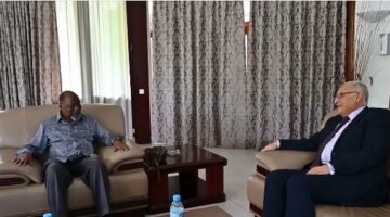عطاف يؤدي زيارة مجاملة إلى رئيس موزمبيق الأسبق – مصربوست