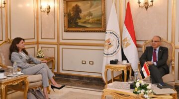 مدير صندوق الامم المتحدة للسكان سابقاً: استراتيجية جديدة لتحقيق الاستقرار السكاني في مصر بحلول 2030