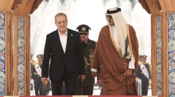 أمير قطر يبدأ زيارة رسمية إلى إيران