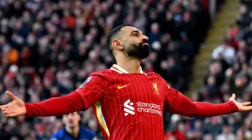 موعد مباراة أستون فيلا ضد ليفربول في الدوري الإنجليزي والقنوات الناقلة