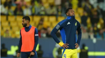 النصر يتخذ قرارًا صادمًا في التشكيل ضد الشباب ويُحير الجمهور