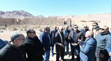مصر بوست | وزير الإسكان يتفقد محطة محولات الكهرباء وطريق كمين النبي صالح وتطوير ورفع كفاءة طريق المطار بمدينة سانت كاترين