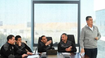 رسائل أوسكار رويز التاريخية إلى حكام قمة الأهلي والزمالك