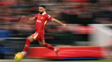 هل يعتبر محمد صلاح أفضل جناح في تاريخ الدوري الإنجليزي الممتاز؟ اكتشف الحقيقة الآن!