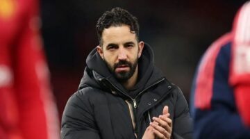 تقارير: مانشستر يونايتد يضع نصب عينيه مدافع الدوري الإسباني المتميز لتعزيز صفوف الفريق
