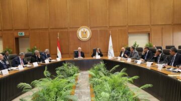 وزير التعليم العالي يرأس اجتماع المجلس الأعلى لشئون المعاهد العالية الخاصة: تطورات وأهداف