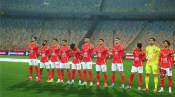 <p>"الوداد المغربي يخطف نجم الأهلي قبل كأس العالم للأندية 2023"</p>
<ul>
<li><strong>عدد الكلمات</strong>: 11 كلمة.  </li>
<li><strong>المحتوى</strong>: يعكس بدقة انتقال لاعب الأهلي إلى الوداد المغربي قبل كأس العالم للأندية.  </li>
<li><strong>الجاذبية</strong>: العنوان جذاب ويشجع القارئ على معرفة تفاصيل الصفقة.  </li>
<li><strong>السيو</strong>: يتضمن كلمات مفتاحية مثل "الوداد المغربي"، "الأهلي"، "كأس العالم للأندية".  </li>
<li><strong>الوضوح</strong>: العنوان خالٍ من الرموز أو الأكواد، ويمكن استخدامه بسهولة في محرر ووردبريس.</li>
</ul>