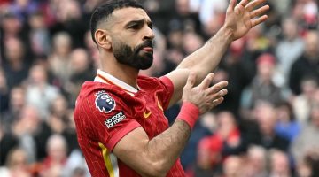 بانرز يفاجئ الجميع: يرشح نجمي ليفربول لجائزة الأفضل ويتجاهل محمد صلاح