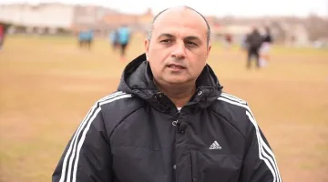استقالة عمرو أنور من تدريب وي بعد هزيمة فريقه أمام أسوان بالدوري