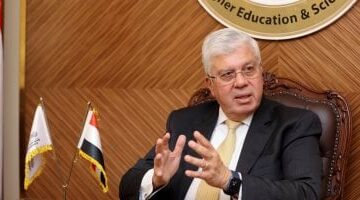 وزير التعليم العالي يهنئ المرأة الأكاديمية في يوم المرأة العالمي
