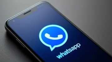 واتساب تُفاجئ مستخدميها: ميزة Meta AI بالذكاء الاصطناعي تظهر بدائرة زرقاء!