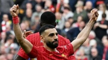 محمد صلاح: مواجهة ملحمية بين نجوم كرة القدم في لقاء ليفربول وباريس سان جيرمان
