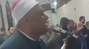 صلاة التراويح ودعاء القنوت يؤدىان في ليلة 12 رمضان بمسجد الاستاد بمدينة كفر الشيخ.. شاهد الفيديو