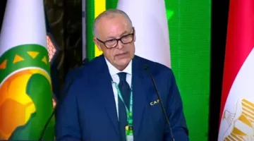 ناصر الخليفي يهنئ أبو ريدة بفوزه مجددًا في انتخابات الفيفا