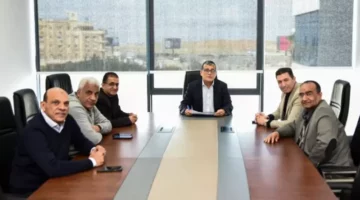 أوسكار رويز يبدأ مهامه كرئيس للجنة الحكام