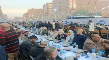 18 لقطة مذهلة لأضخم مائدة إفطار في القليوبية.. اجتماع 12 ألف صائم في لحظة واحدة