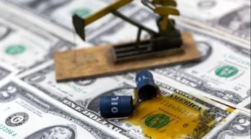 أسعار النفط تتراجع مع تقييم تأثير الهدنة على الإمدادات الروسية