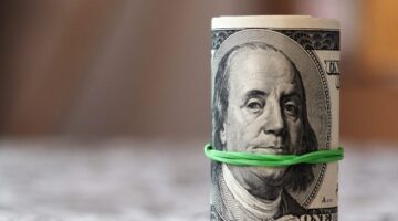 رسميًا: تعرف على أحدث سعر صرف الدولار مقابل الجنيه المصري اليوم