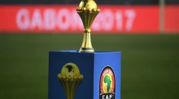 ساحل العاج تُربك حسابات الكاف بقرار مفاجئ قبل أمم إفريقيا للشباب.