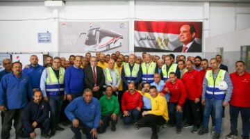 وزير قطاع الأعمال يشارك العاملين بشركة النصر لإفطار رمضان في لقاء تعاوني مميز