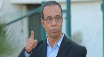 نصر أبوالحسن يتحدث عن سبب إيقاف القيد وإدارة النادي من الخارج – تحليل شامل