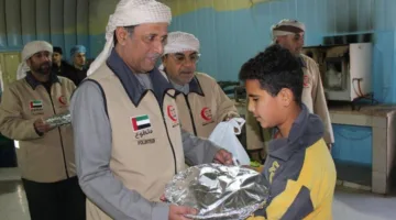 توزيع وجبات رمضانية في مريجيب الفهود احتفاءً بيوم زايد للعمل الإنساني