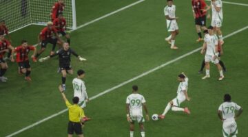 <p>"رياض محرز يكشف: لم نتوقع مقاومة الريان بهذه القوة في البداية"**</p>
