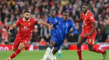 موعد مباراة ليفربول وتشيلسي في الدوري الإنجليزي يتغير رسميًا بسبب هذا القرار