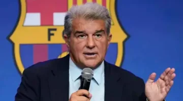 لابورتا ينتقد تحديد موعد مباراة برشلونة وأوساسونا المؤجلة ويطالب بالعدل