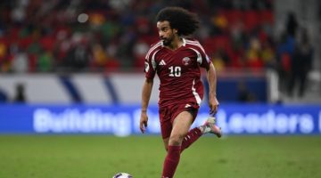 أكرم عفيف يتألق برقم قياسي في تصفيات آسيا المؤهلة لكأس العالم