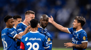 رغم التعثر المحلي| الهلال السعودي يتزعم دوريات الخليج العربي