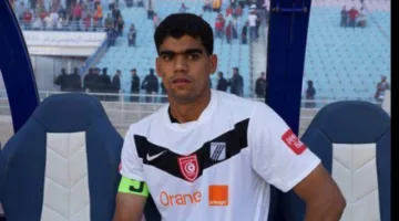 لاعب منتخب تونس السابق يؤدي صلاة التراويح بإبداع يُبهر المصلين