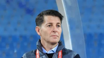 خيسوس كاساس ينهي مسيرته مع المنتخب العراقي في قرار مفاجئ