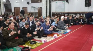محافظ كفر الشيخ يشهد احتفالاً مميزاً بليلة القدر في مسجد الفتح الكبير