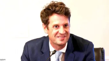 الأهلي يعلن رسميًا استمرار المدير الرياضي في منصبه لتعزيز النجاحات