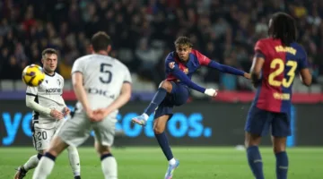 برشلونة يتفوق على أوساسونا وينفرد بصدارة الدوري الإسباني بفارق مميز