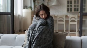 لماذا يشعر البعض بالاكتئاب في رمضان رغم الروحانيات والشعائر؟ | أسلوب حياة