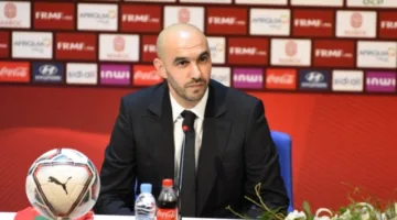 الركراكي يواجه اختبارًا حاسمًا مع منتخب المغرب استعدادًا لكأس العالم
