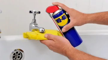 7 حيل لتنظيف المنزل باستخدام WD-40 لا تستخدمها (ولكن يجب عليك استخدامها!)