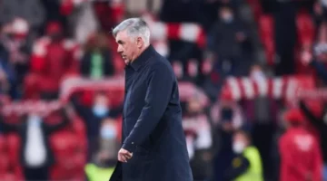 أنشيلوتي يتخذ قرارًا صادمًا ضد نجم ريال مدريد عقب الأداء المخيب أمام أتلتيكو مدريد