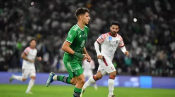 نجم الأهلي يوجه رسالة نارية بعد تعثرات الاتحاد ويشعل دوري روشن السعودي